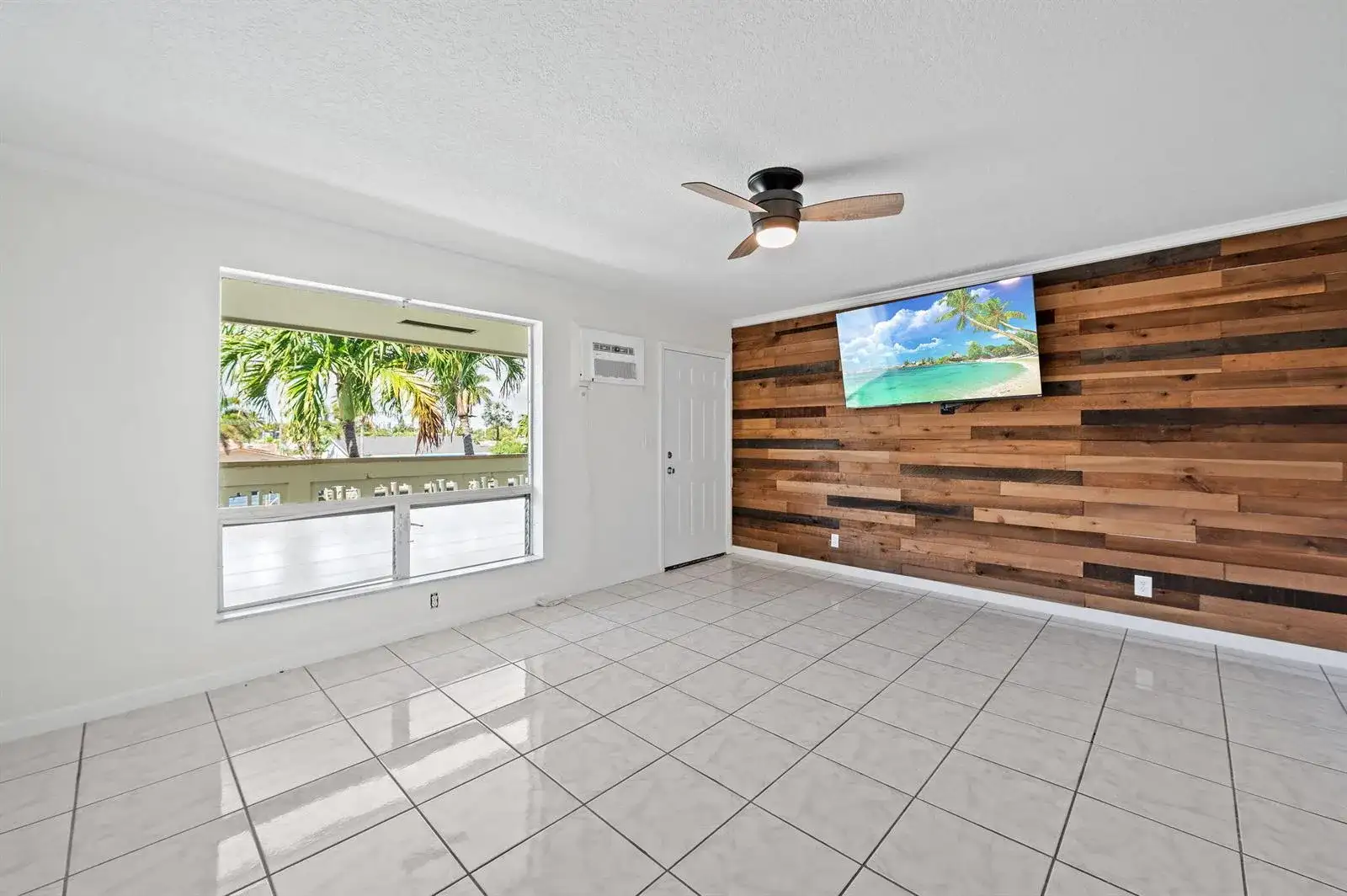 1780 SE 4th Street, Pompano Beach FL 33060 photo 2