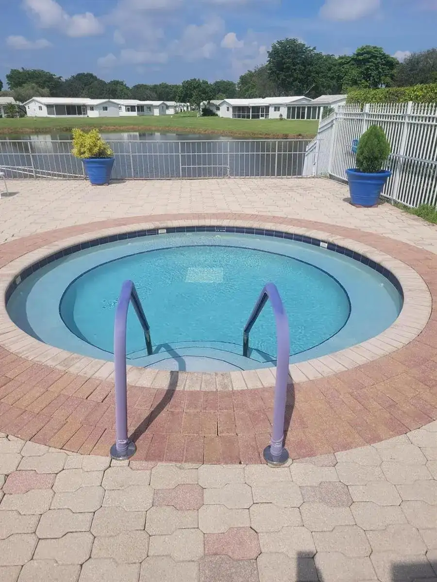 8423 NW 12th Street # C67, Plantation FL 33322 photo 4