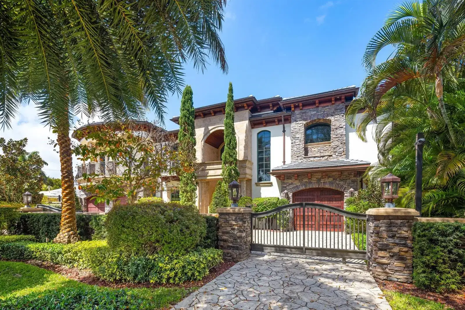 2325 NE 27th Street, Lighthouse Point FL 33064 photo 3