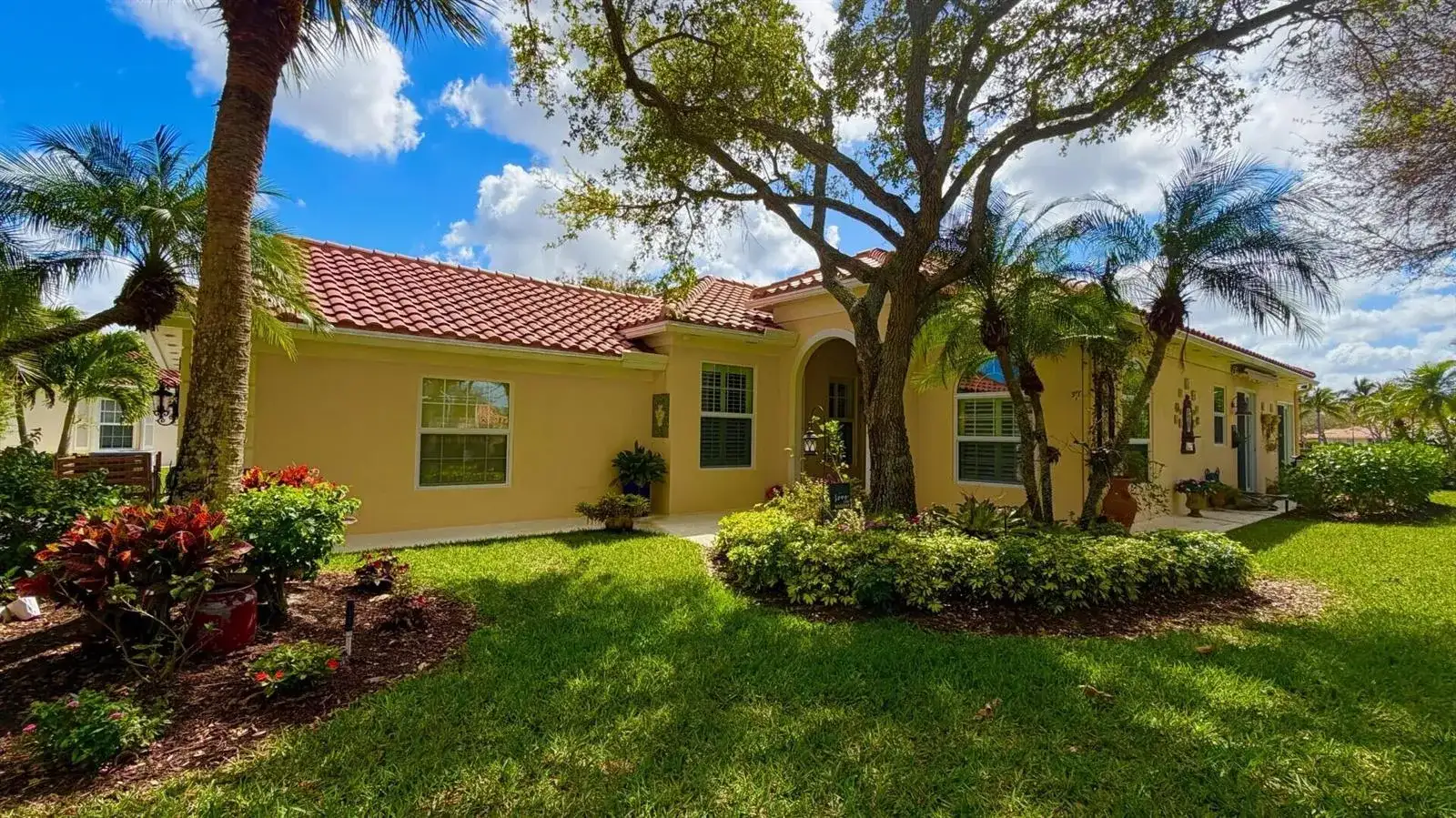 2515 Kittbuck Way, West Palm Beach FL 33411 photo 2
