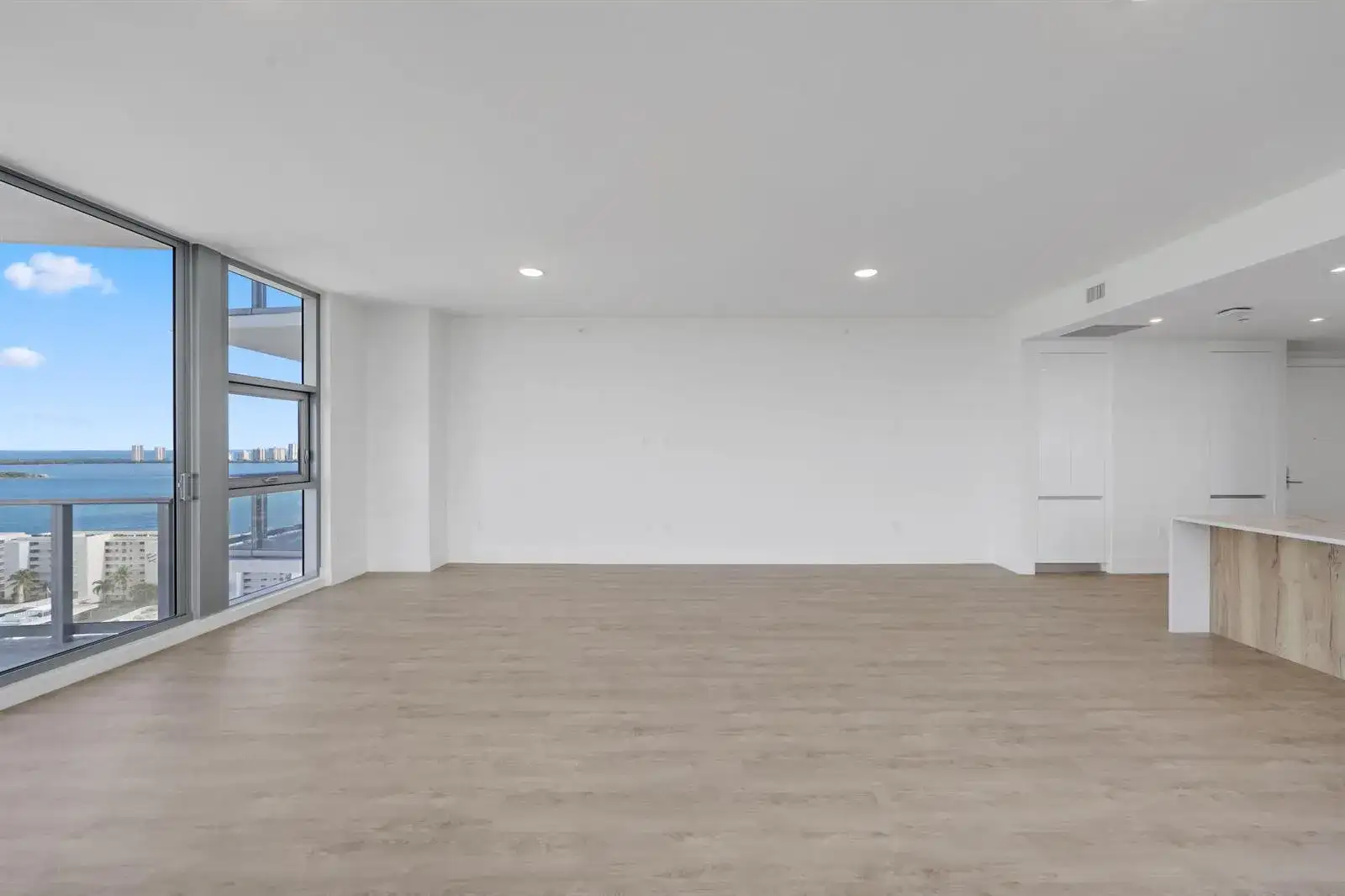 220 Lake Shore Drive # 1823, Lake Park FL 33403 photo 5