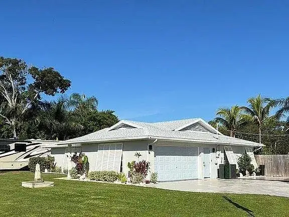 186 12th Street SE, Vero Beach FL 32962 photo 2