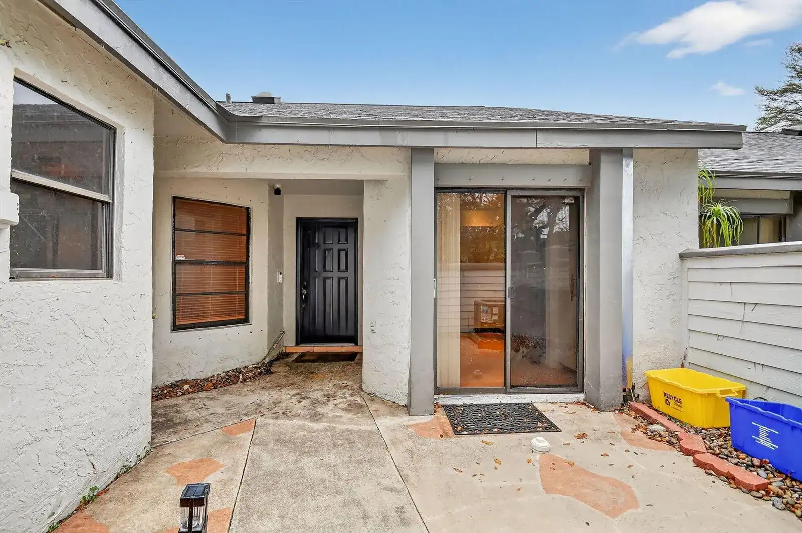 2303 Landings Boulevard, FL 33413 photo 4