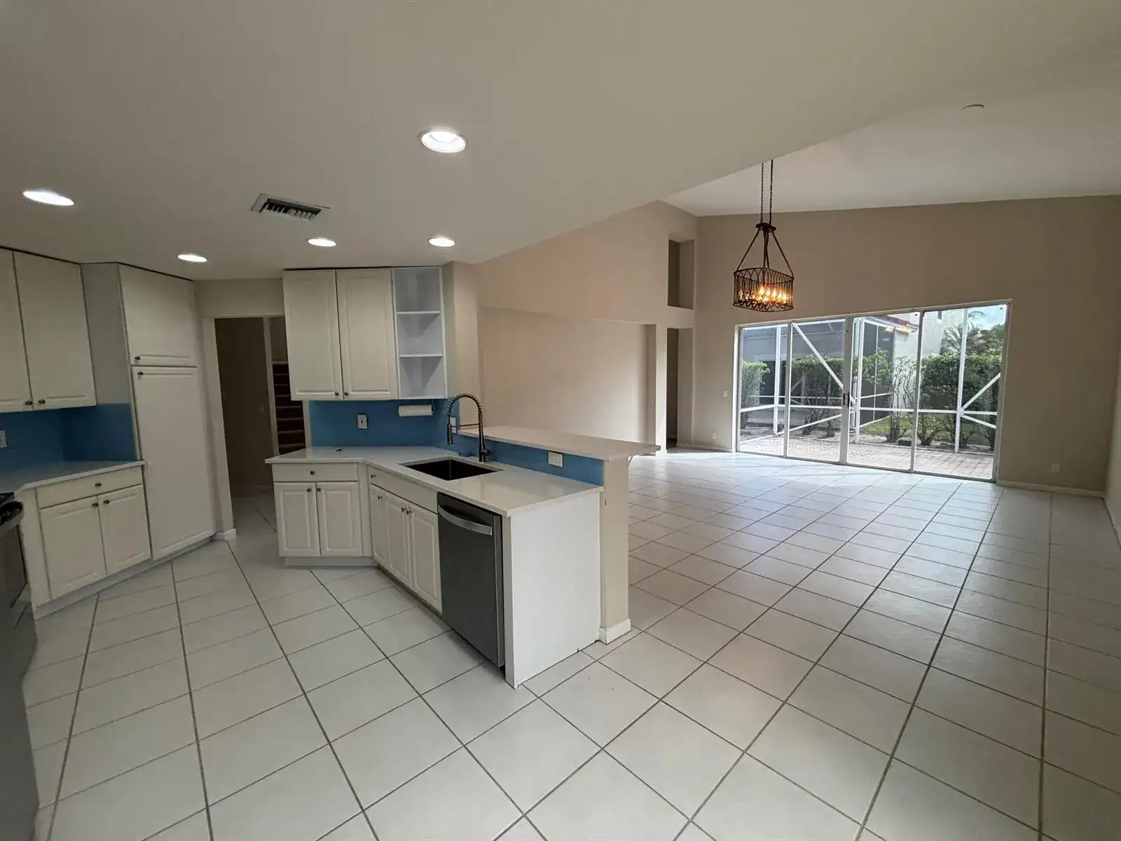 23426 Alzira Circle, Boca Raton FL 33433 photo 2