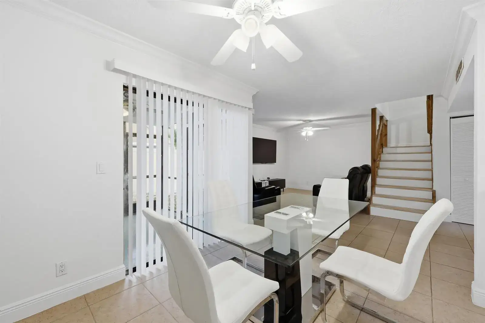 301 Lakewood Drive # 8a, Jupiter FL 33458 photo 3