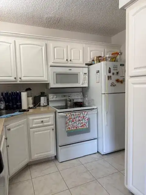 812 Sky Pine Way # D2, FL 33415 photo 3