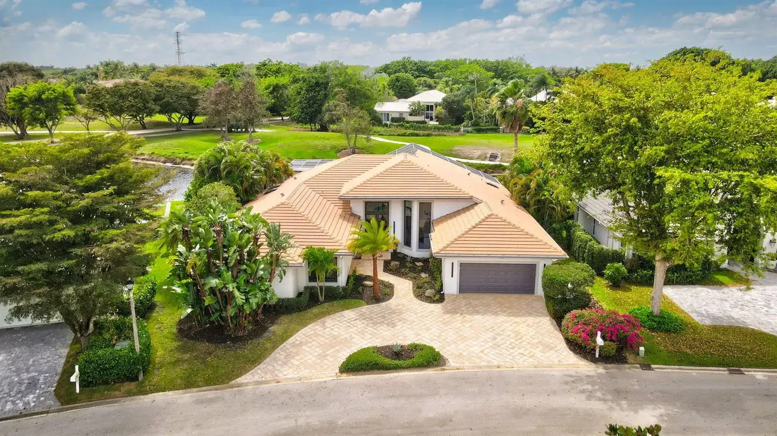 11180 Isle Brook Court, Wellington FL 33414 photo 2