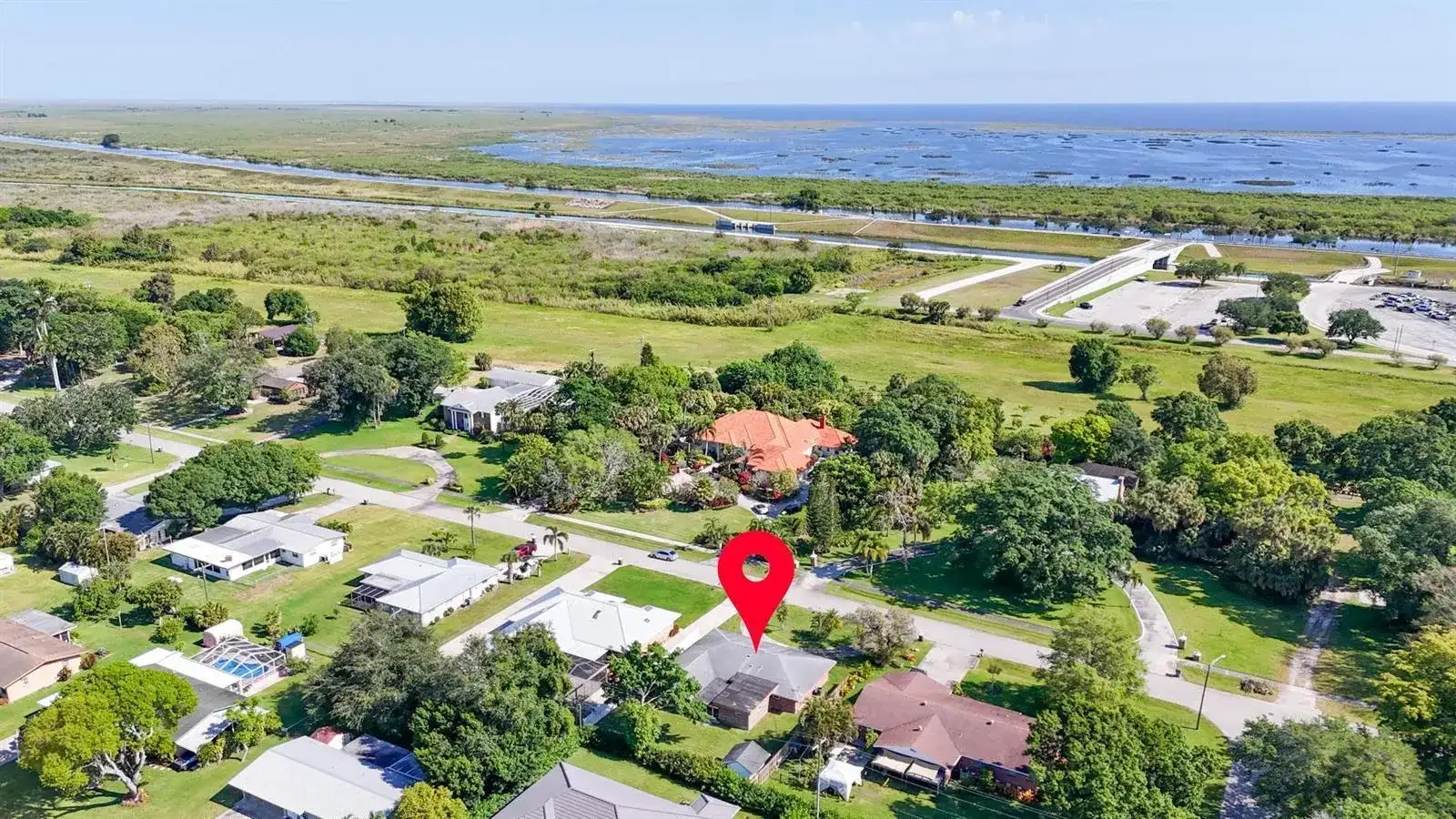 534 E Del Monte Avenue, Clewiston FL 33440 photo 2