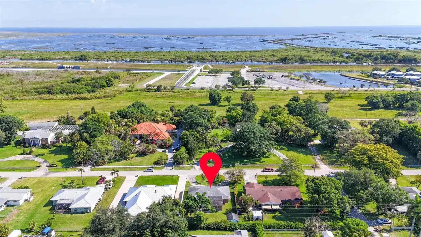 534 E Del Monte Avenue, Clewiston FL 33440 photo 4
