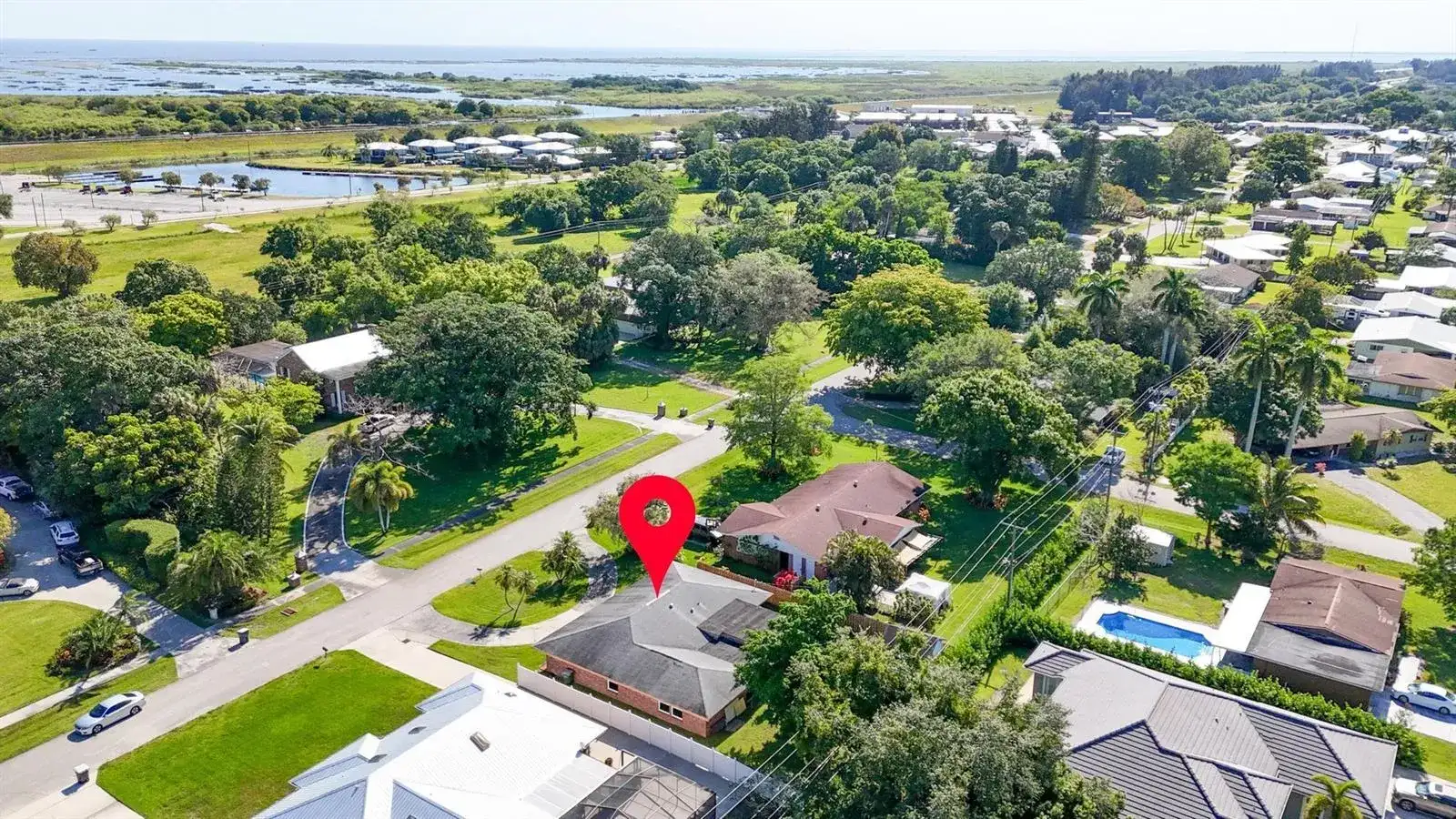 534 E Del Monte Avenue, Clewiston FL 33440 photo 5
