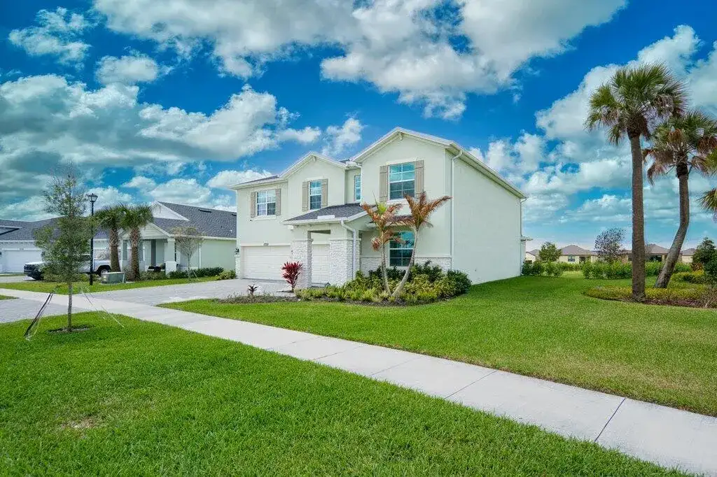 12328 SW Roma Circle, Port St. Lucie FL 34987 photo 3