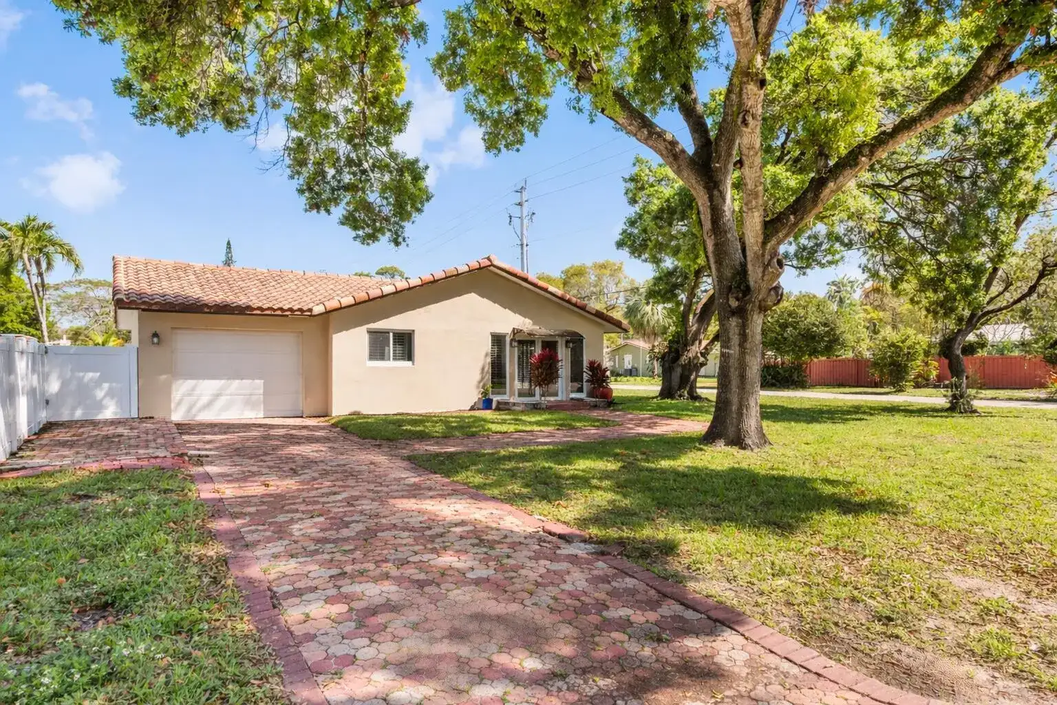 1255 SW 15th Avenue, Fort Lauderdale FL 33312 photo 2