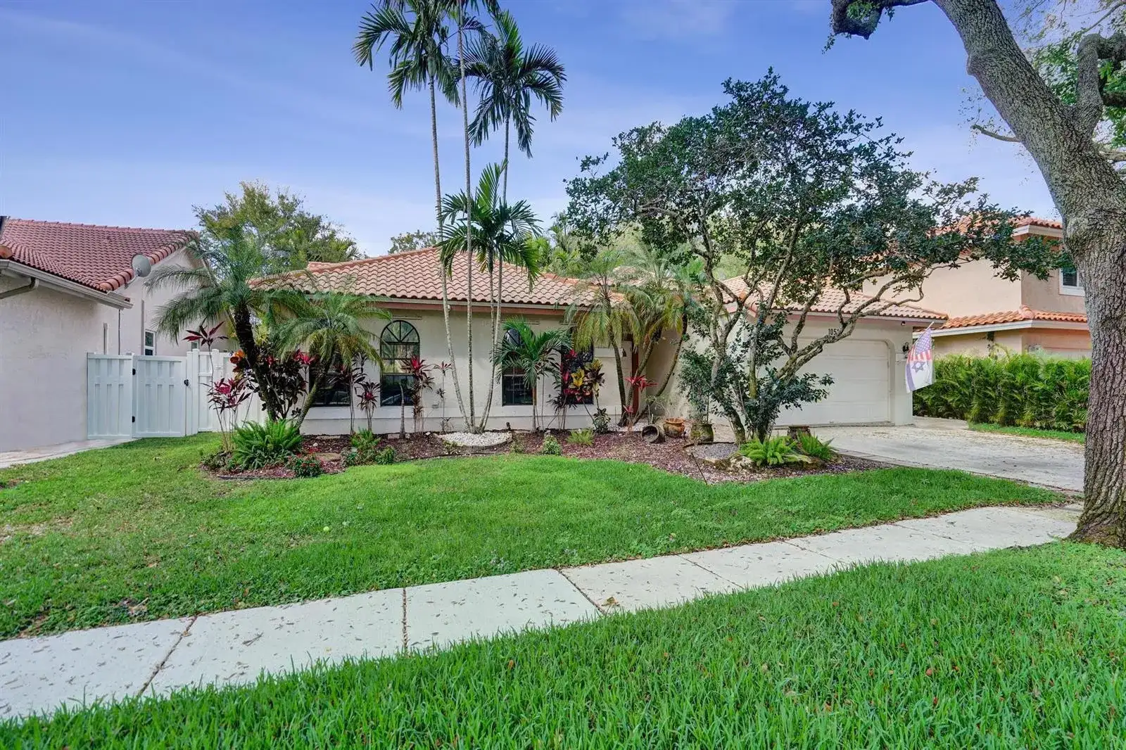 10527 Zurich Street, Cooper City FL 33026 photo 4