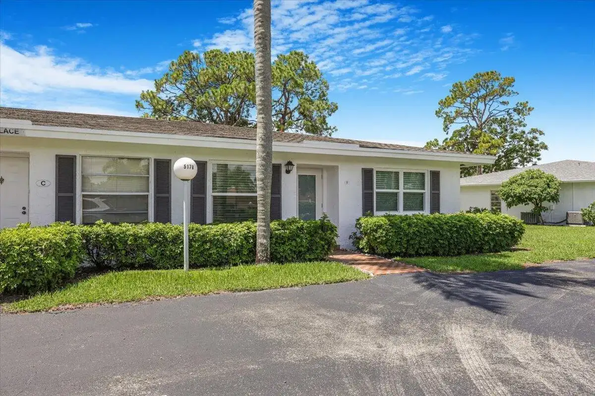 5178 Privet Place # D, Delray Beach FL 33484 photo 4
