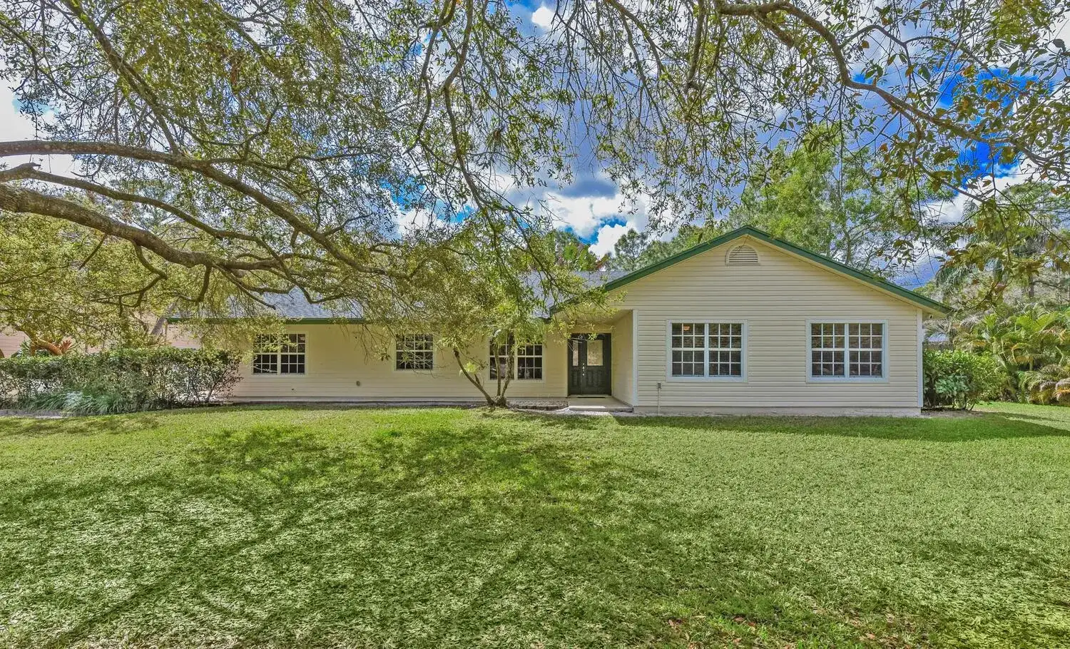 16244 E Downers Drive, Loxahatchee FL 33470 photo 3