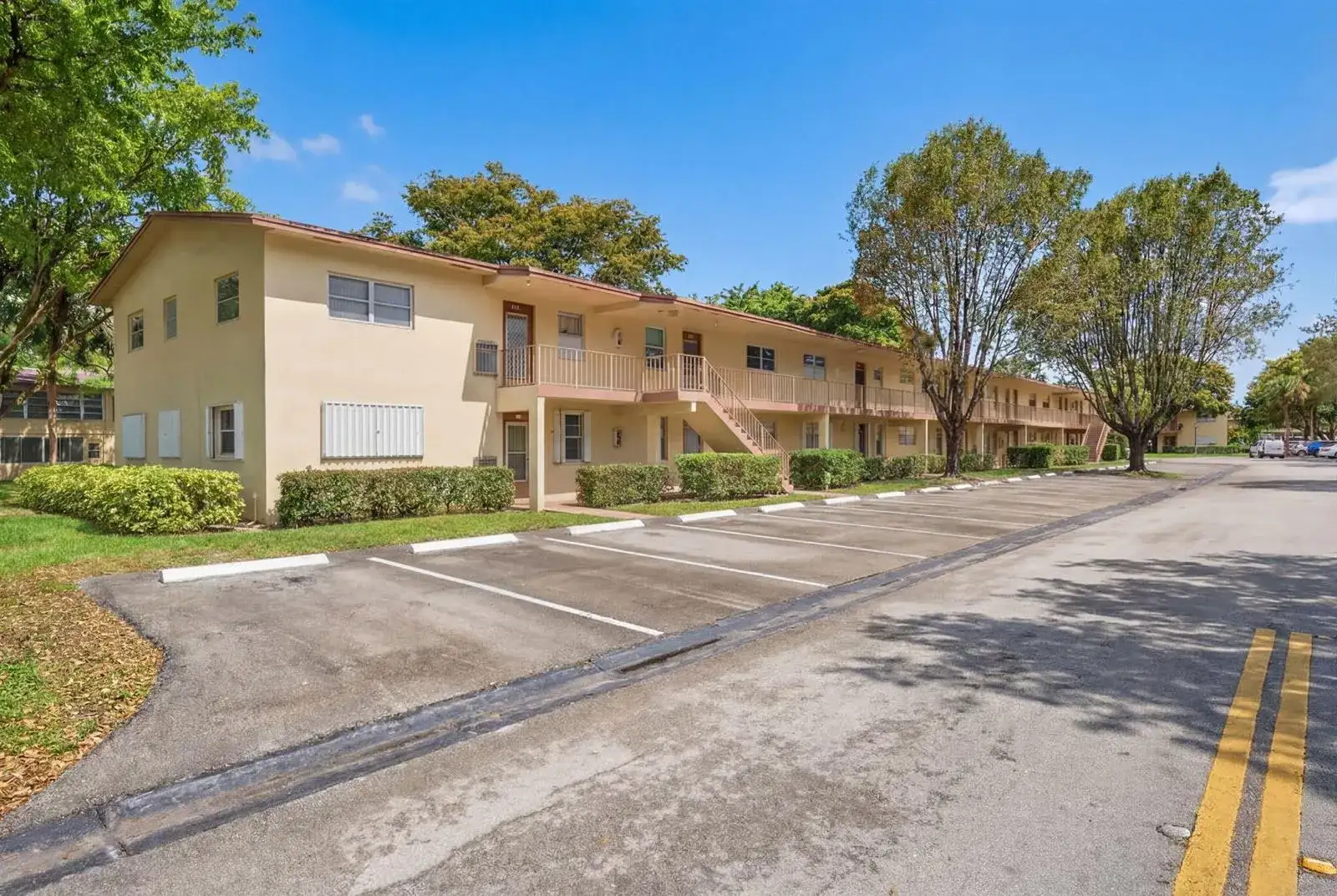 7680 NW 1st Street # 201, Margate FL 33063 photo 2
