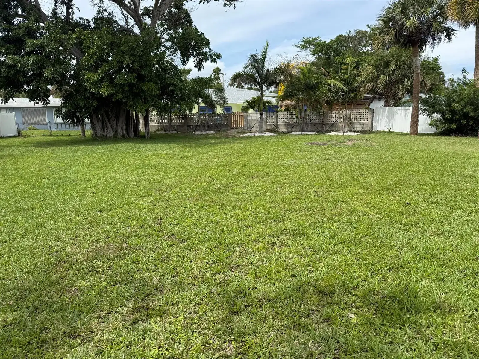 00 Coral Circle, Hutchinson Island FL 34949 photo 4