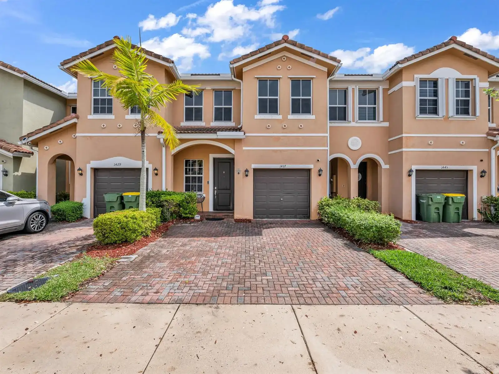 1437 SE 23rd Terrace, Homestead FL 33035 photo 2