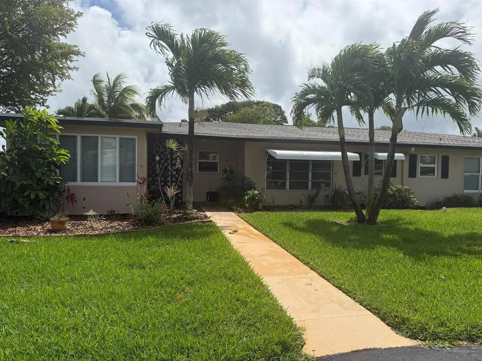 1052 North Drive # B, Delray Beach FL 33445 photo 2