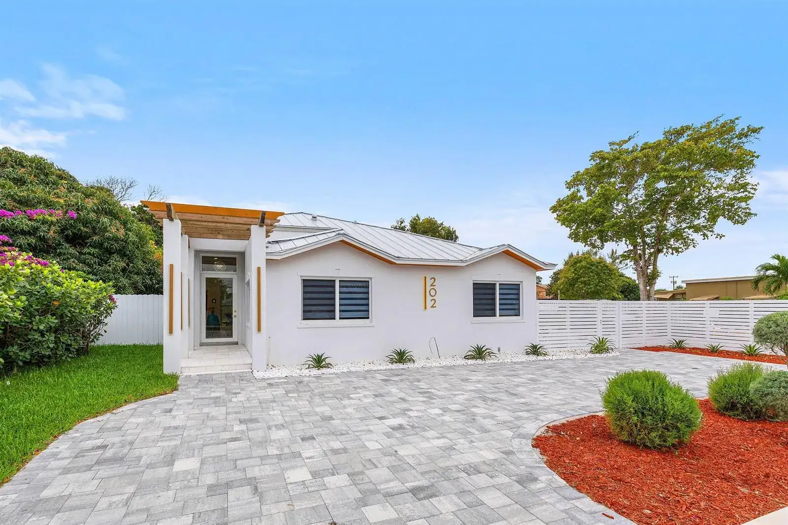 202 SE 4th Street, Delray Beach FL 33483 photo 4