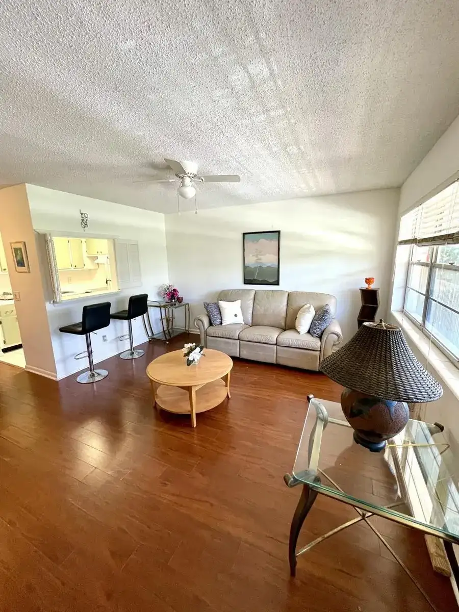 201 Canterbury I, West Palm Beach FL 33417 photo 3