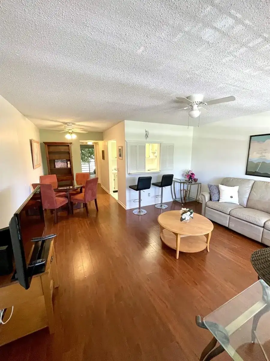 201 Canterbury I, West Palm Beach FL 33417 photo 4