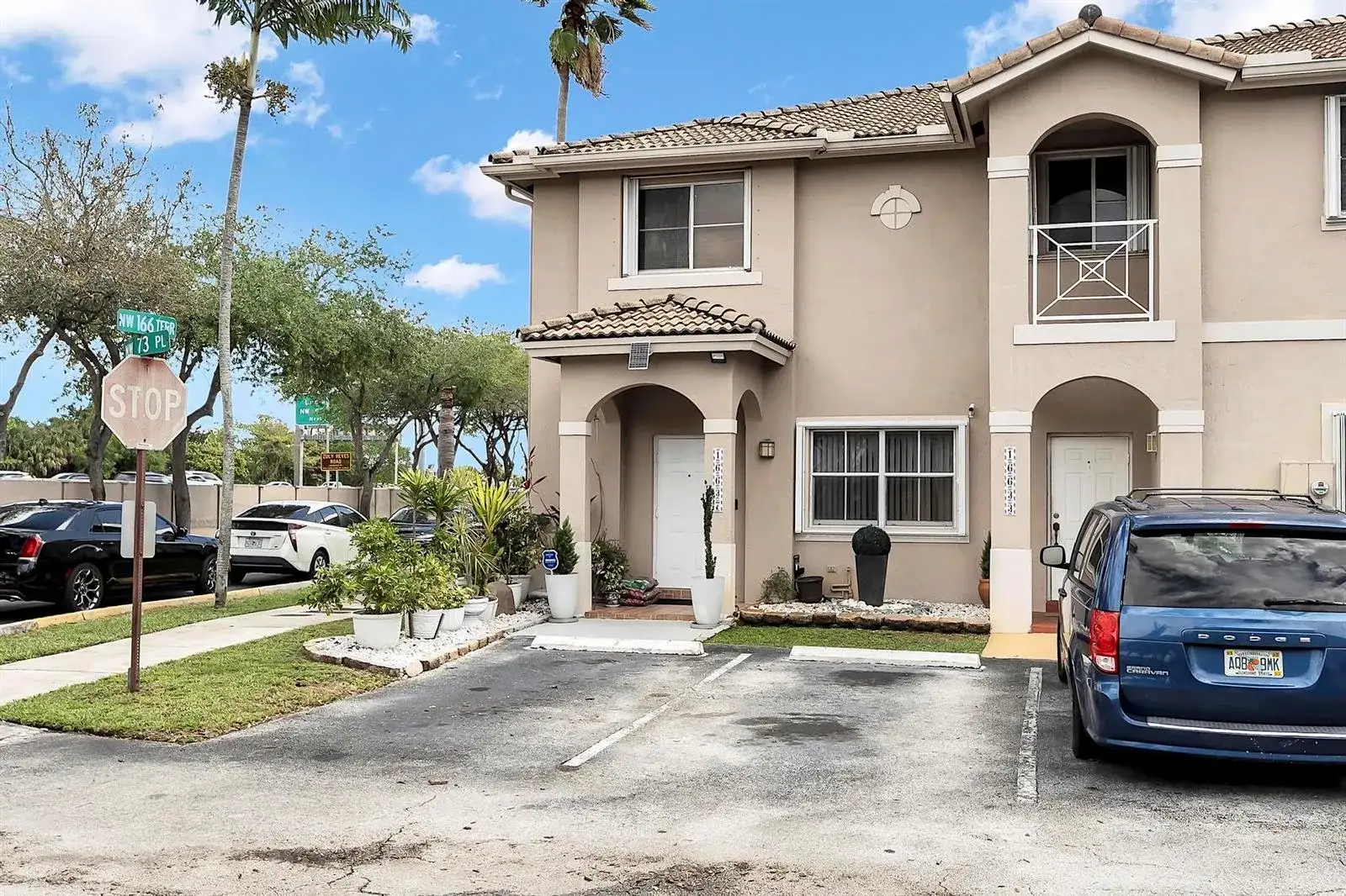 16637 NW 73rd Place, Miami Lakes FL 33014 photo 3