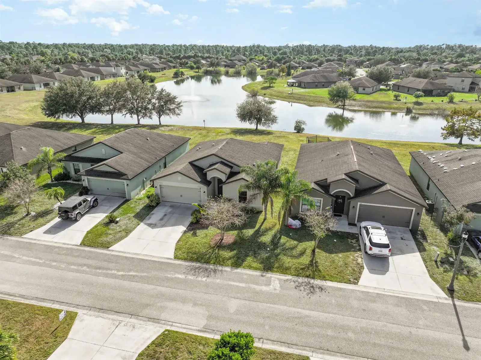 746 Center Lake Street, Lehigh Acres FL 33974 photo 3