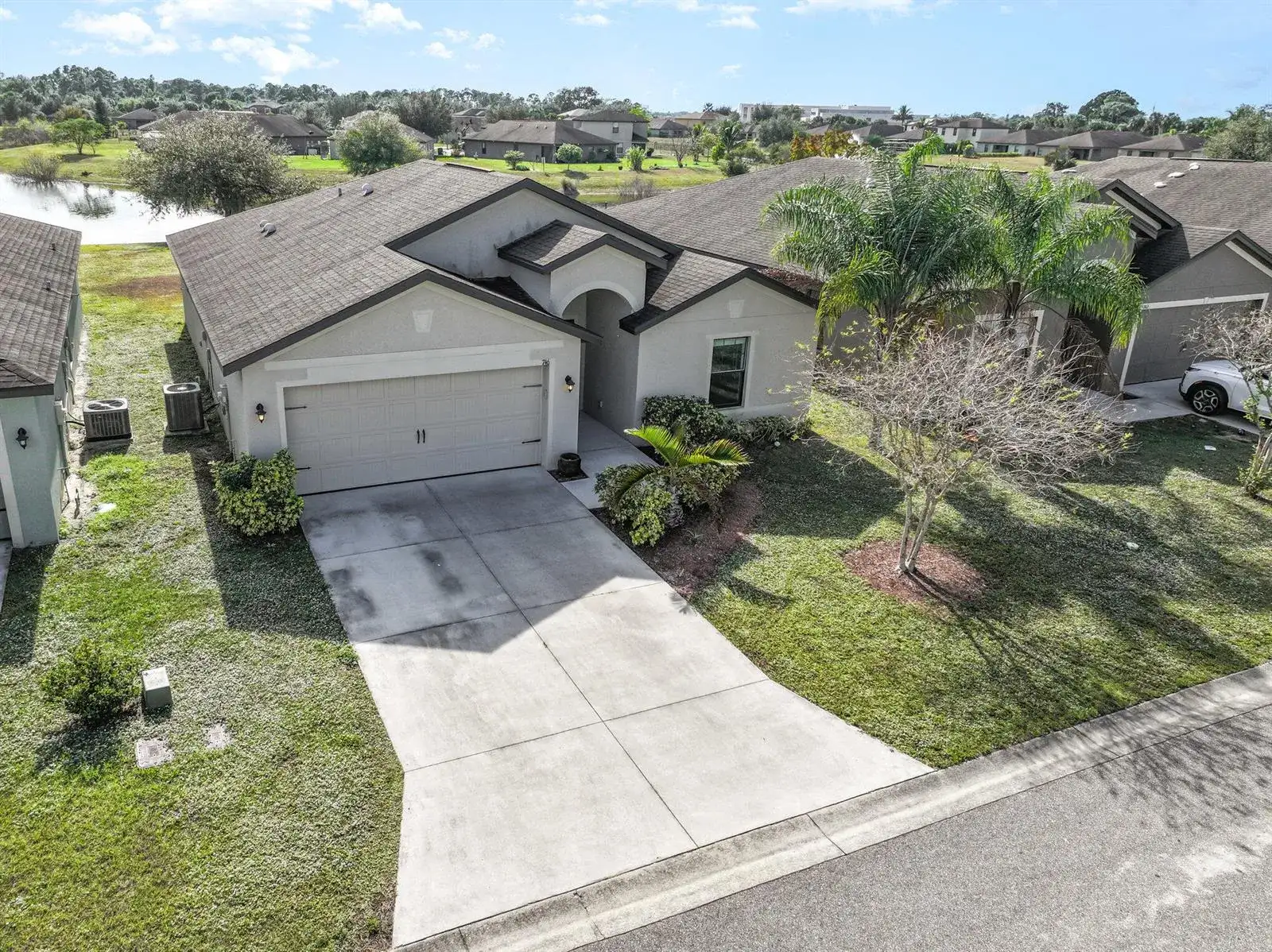 746 Center Lake Street, Lehigh Acres FL 33974 photo 4