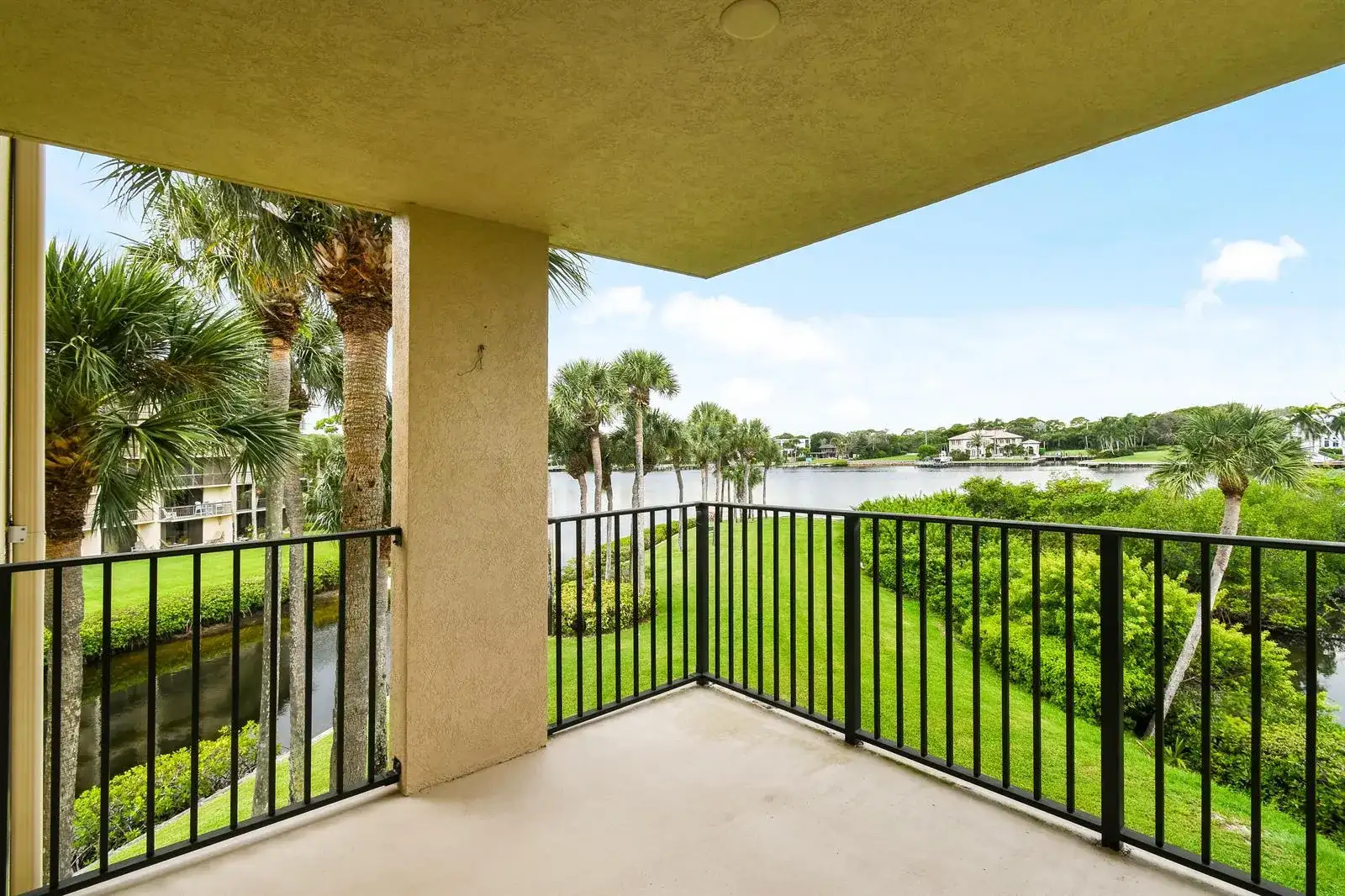 1701 Marina Isle Way # 301, Jupiter FL 33477 photo 4