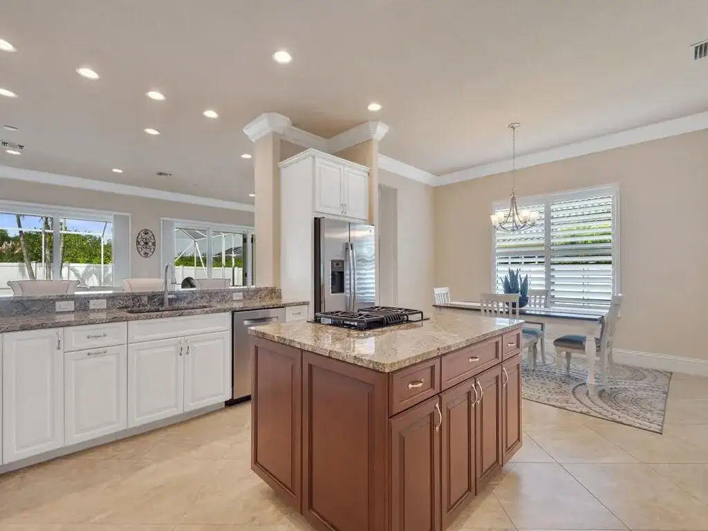 445 Wingate Terrace SW, Vero Beach FL 32968 photo 4