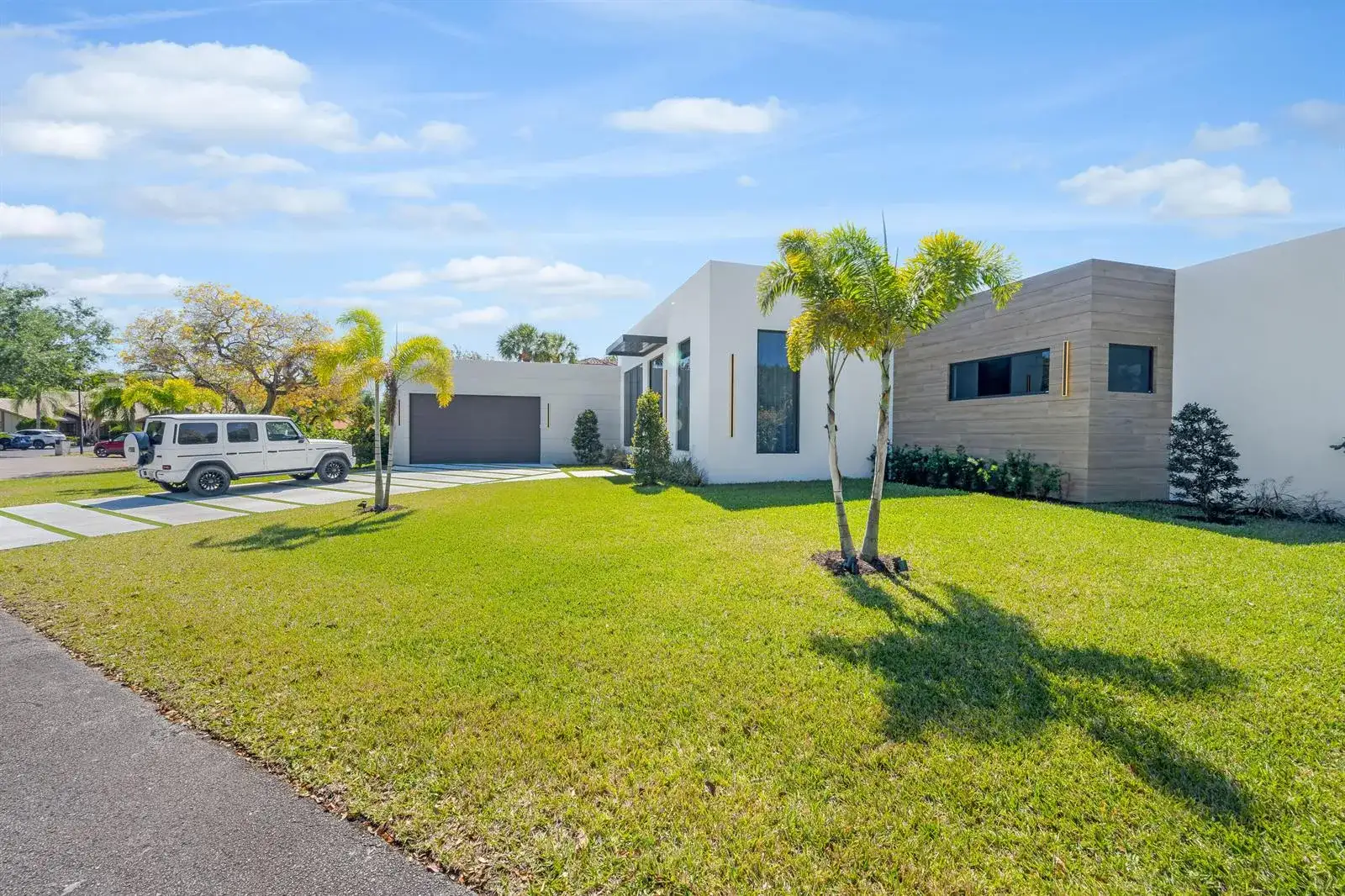 1000 SW 93rd Avenue, Plantation FL 33324 photo 3
