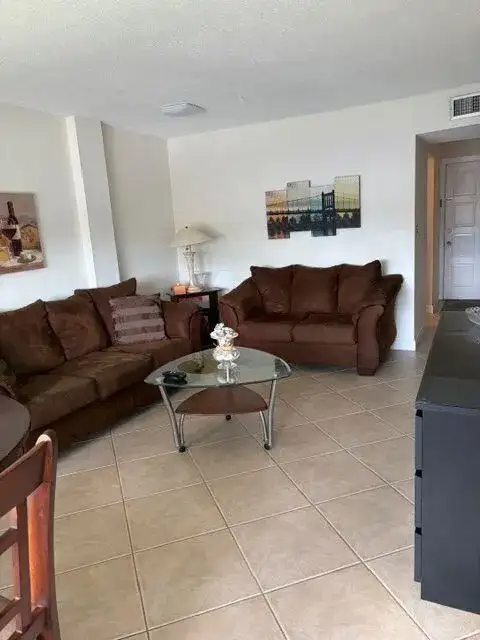2562 Garden Drive N # 305, FL 33461 photo 3