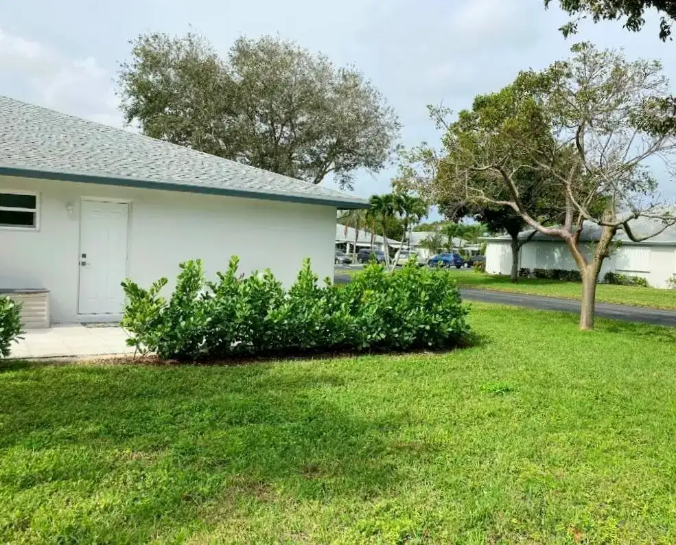 1155 S Drive Circle # A, Delray Beach FL 33445 photo 4