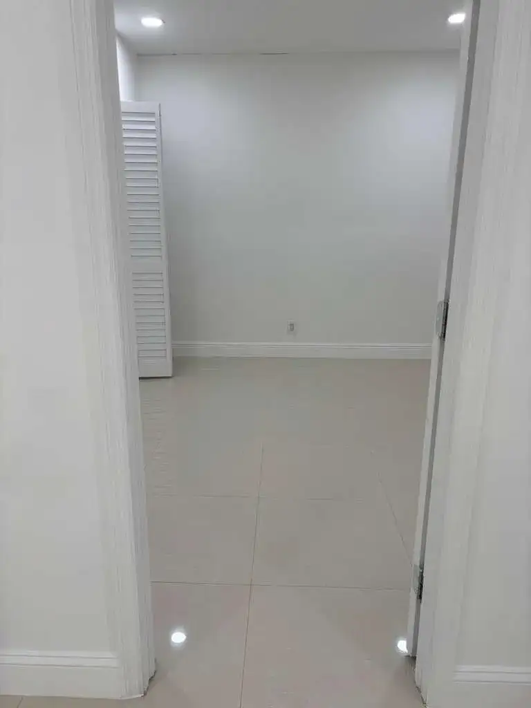 1549 NW 60th Avenue, Sunrise FL 33313 photo 4