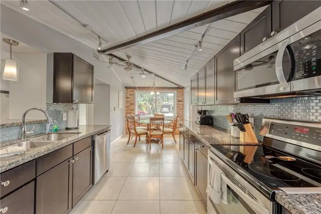 1517 NE 17th Terrace, Fort Lauderdale FL 33304 photo 4