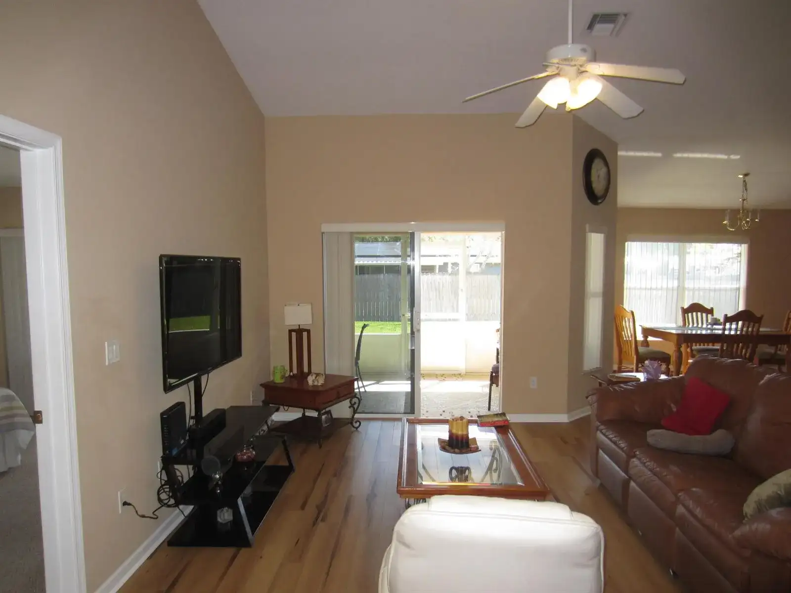4702 Seagrape Drive, Fort Pierce FL 34982 photo 4