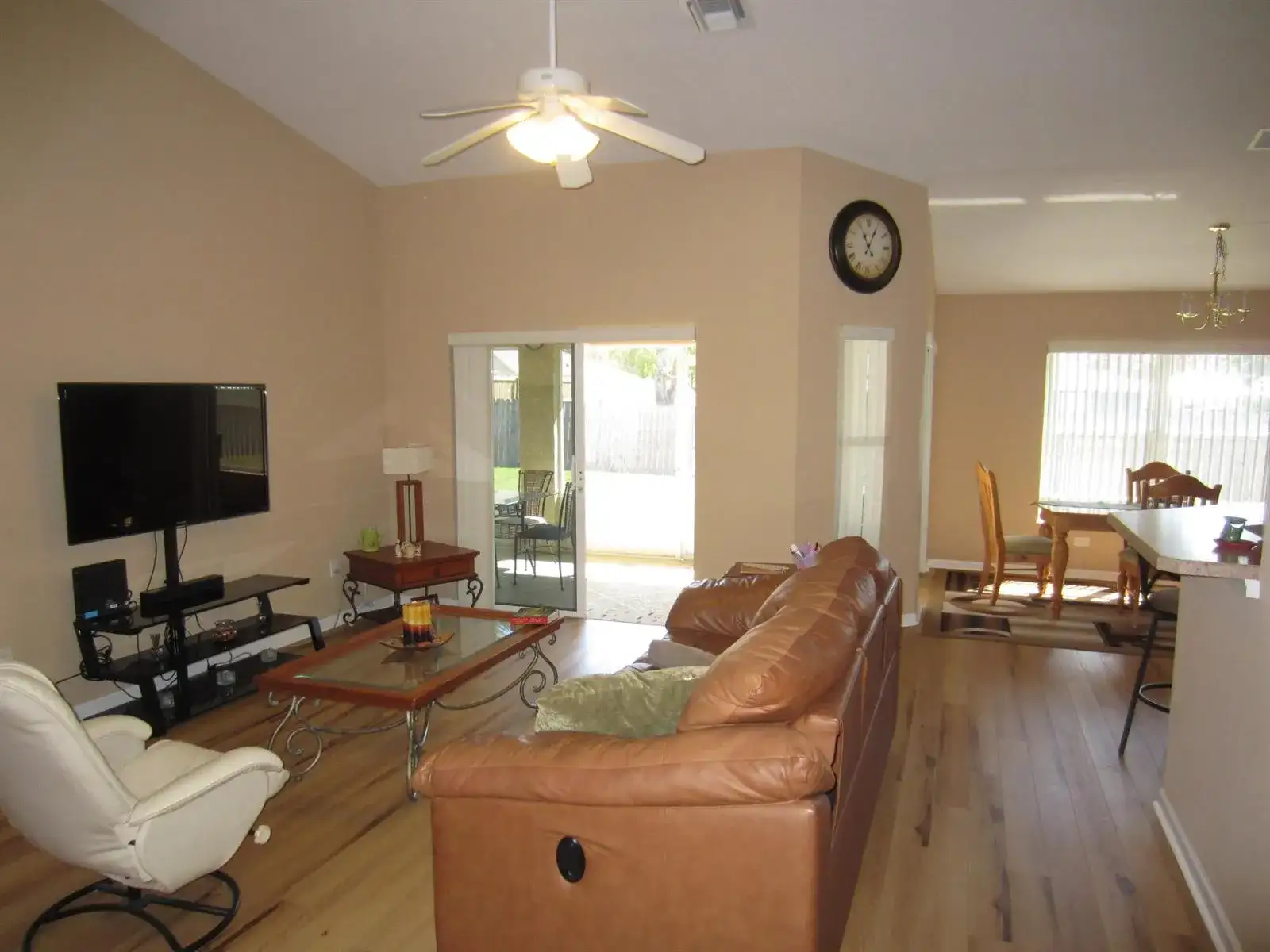 4702 Seagrape Drive, Fort Pierce FL 34982 photo 5
