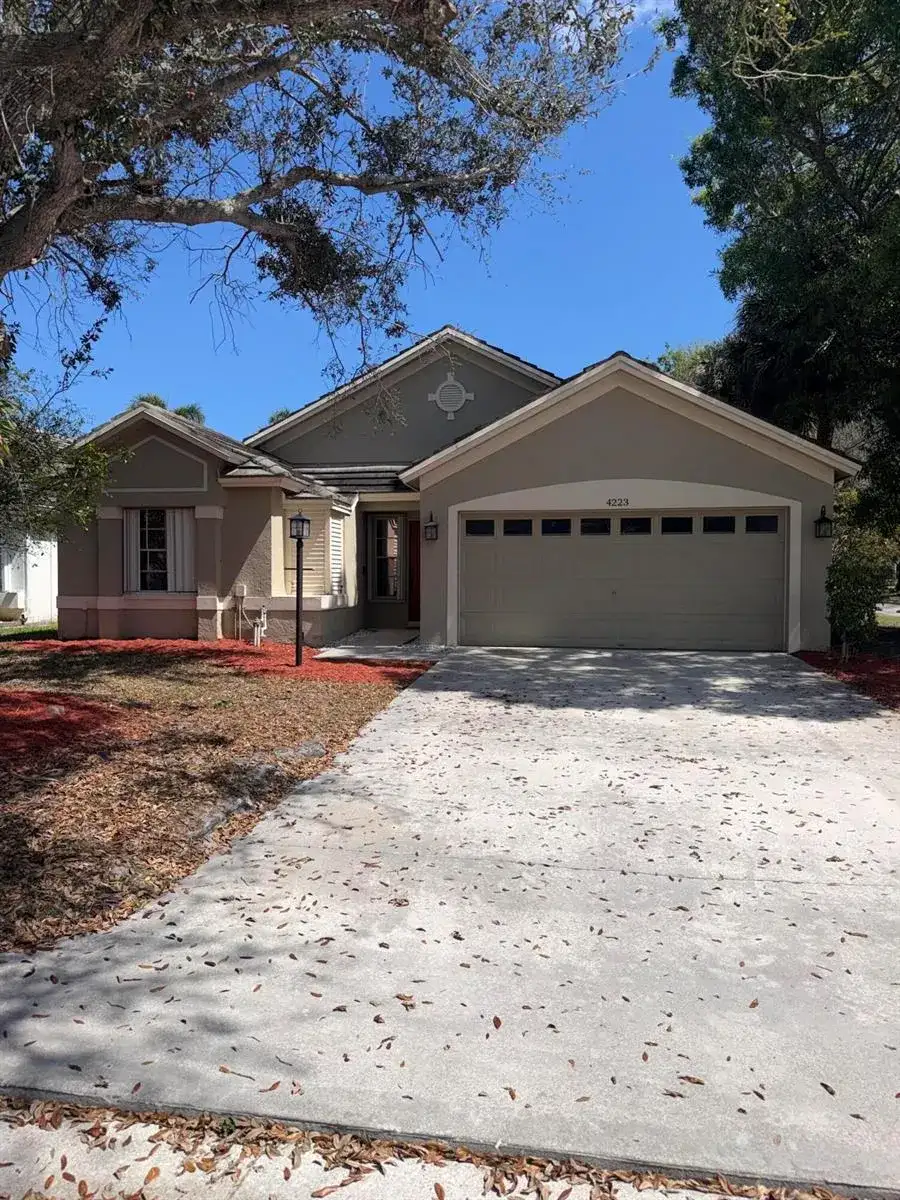 4223 Tazewell Court, West Palm Beach FL 33409 photo 2
