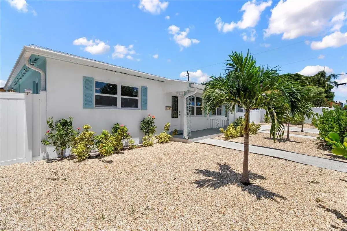 2741 Parker Avenue # B, West Palm Beach FL 33405 photo 2