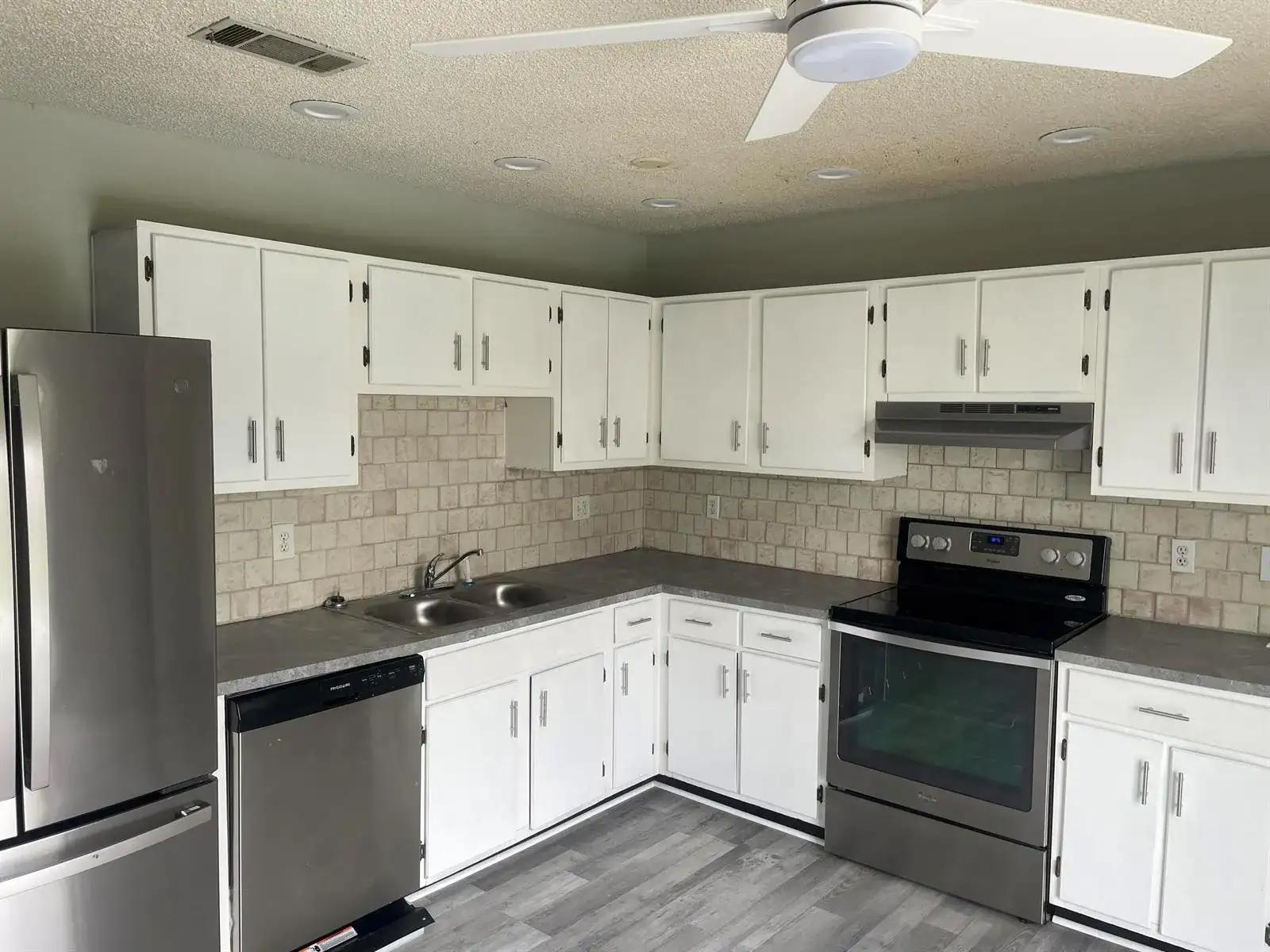 3611 Jupiter Boulevard SE, Palm Bay FL 32909 photo 3