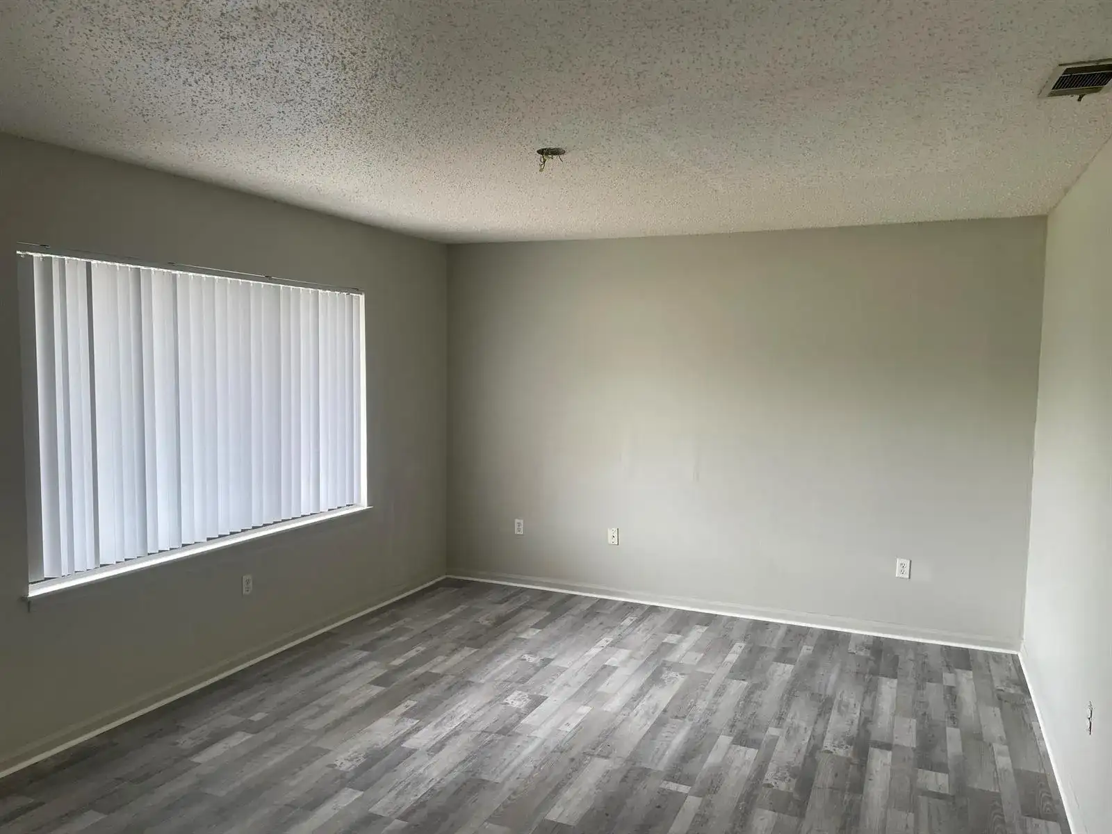 3611 Jupiter Boulevard SE, Palm Bay FL 32909 photo 5