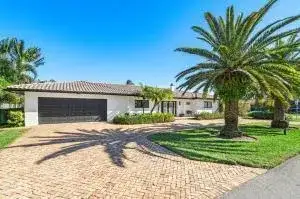 2700 Spanish River Road, Boca Raton FL 33432 photo 2