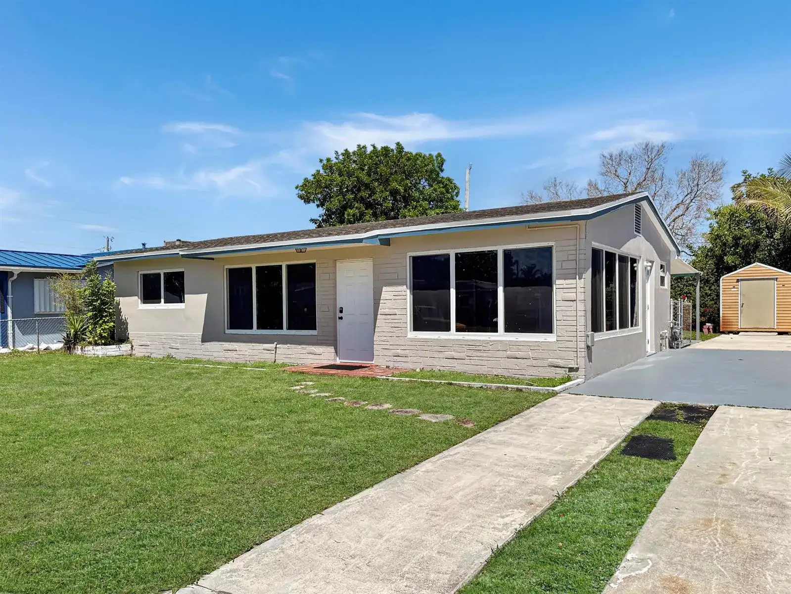 6751 Cody Street, Hollywood FL 33024 photo 2