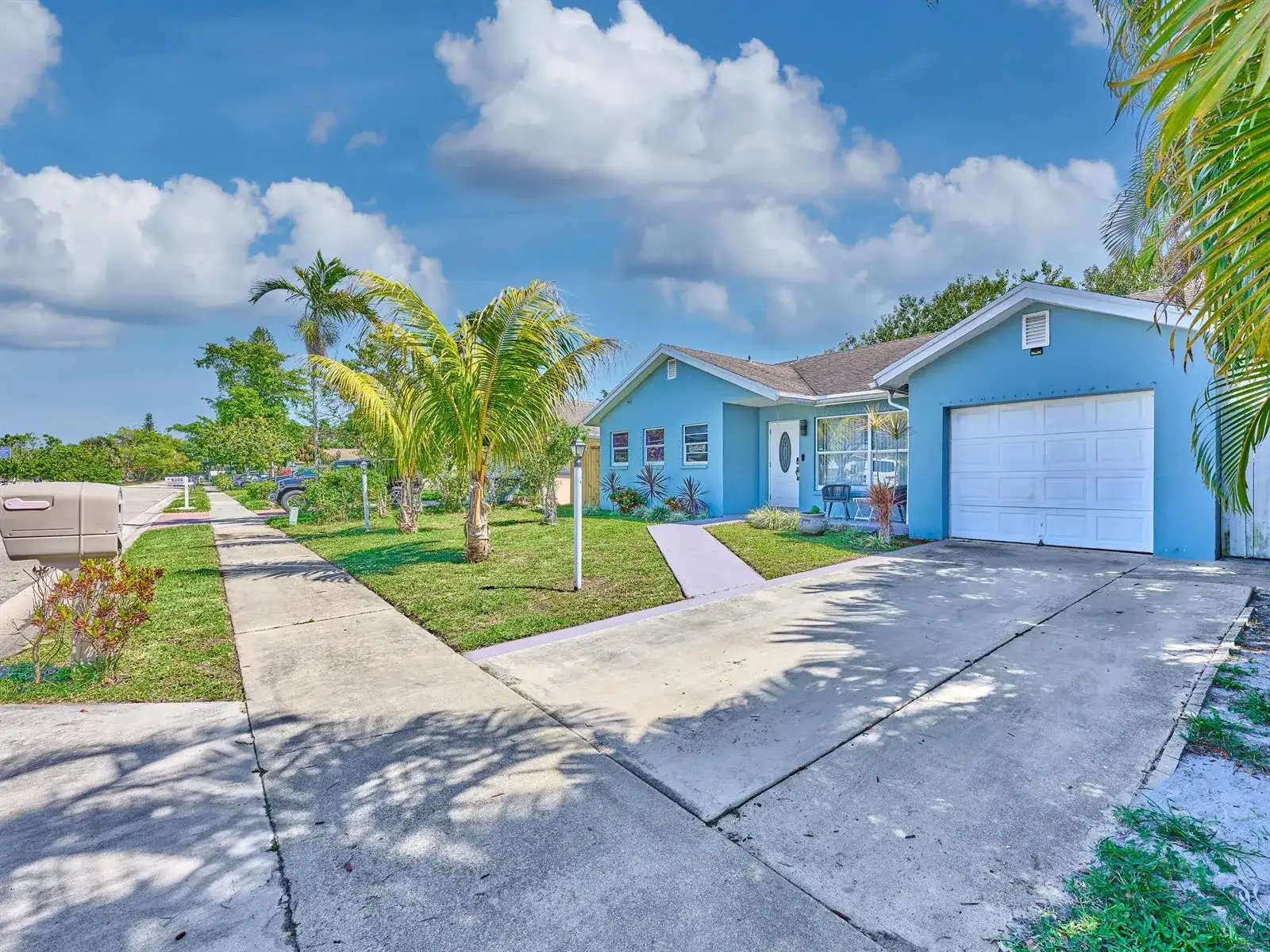 9020 SW 8th Street, Boca Raton FL 33433 photo 2