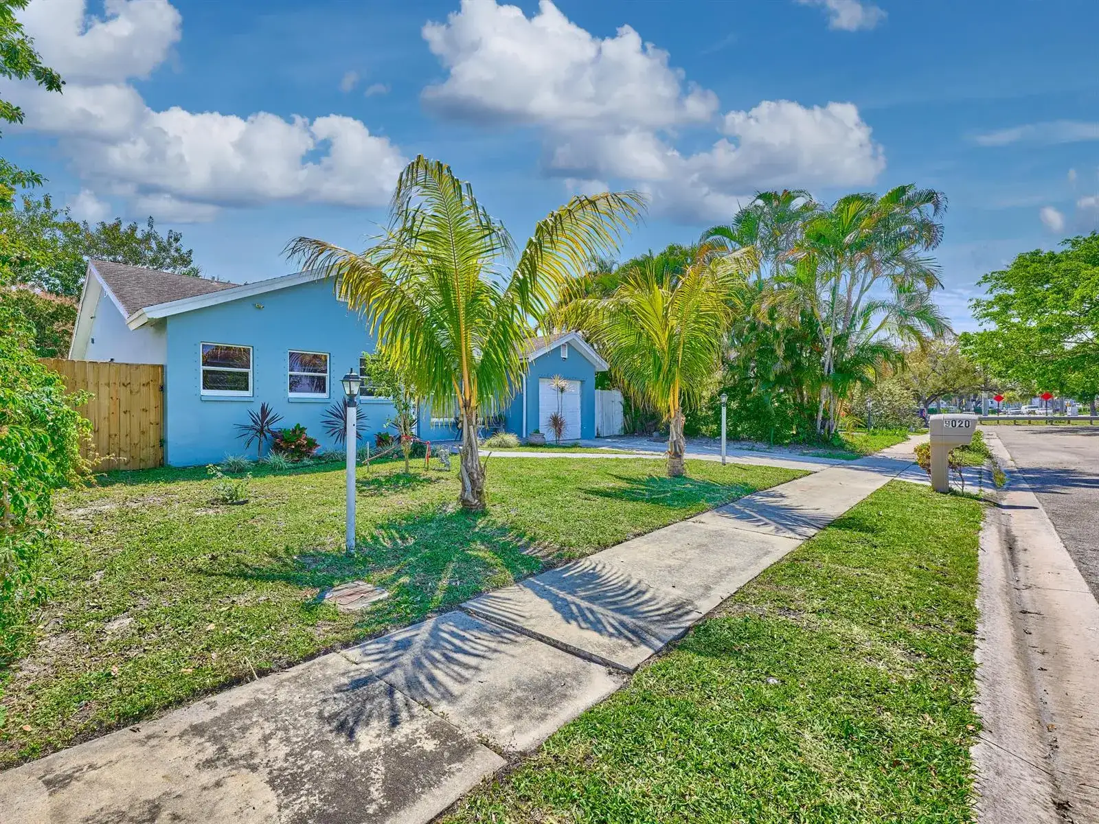9020 SW 8th Street, Boca Raton FL 33433 photo 4