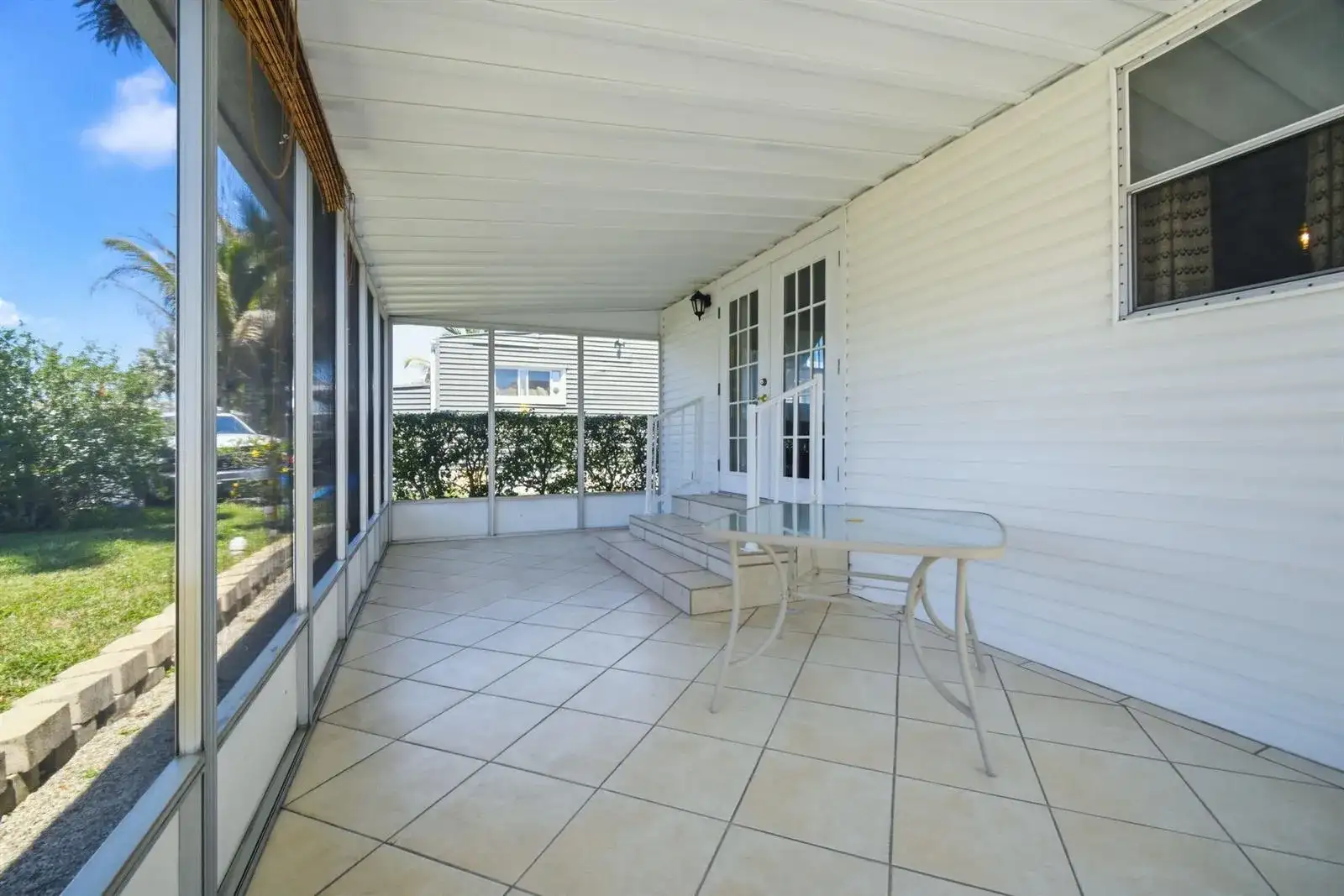5560 E Marina Drive, Fort Lauderdale FL 33312 photo 4