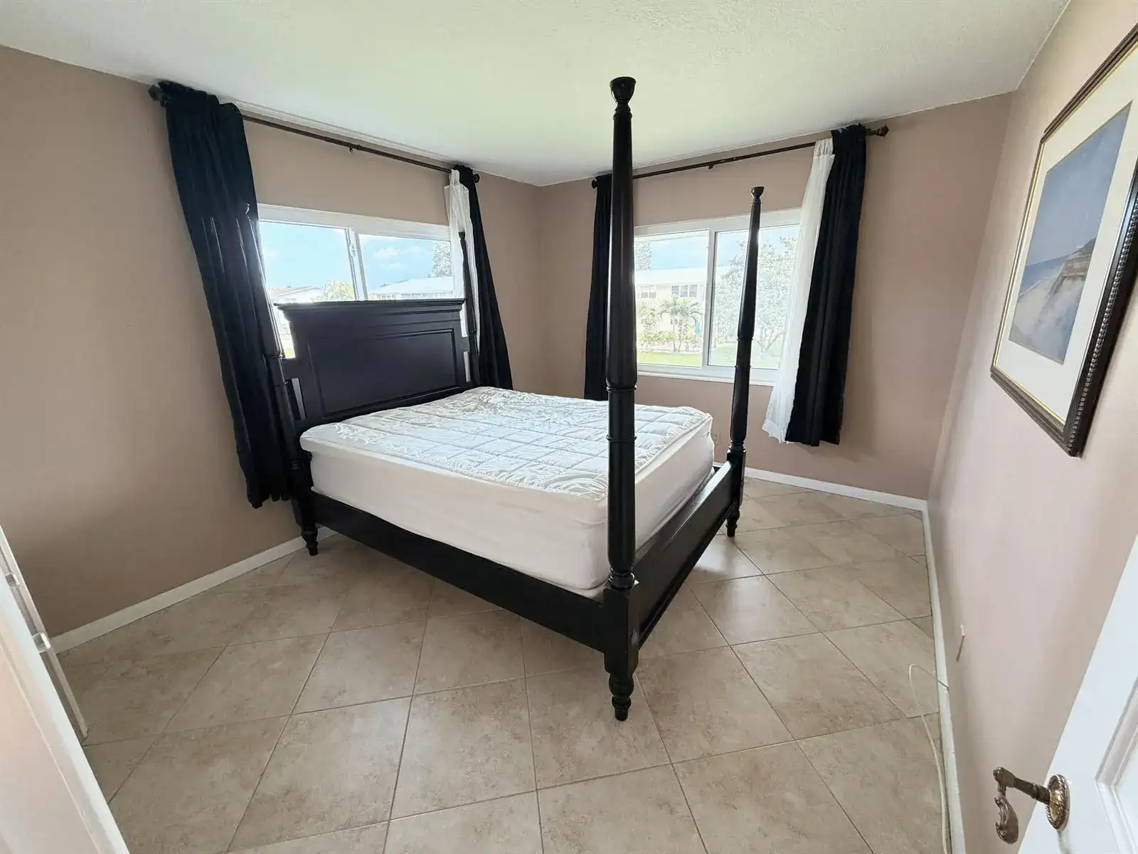 136 Coventry F, West Palm Beach FL 33417 photo 4
