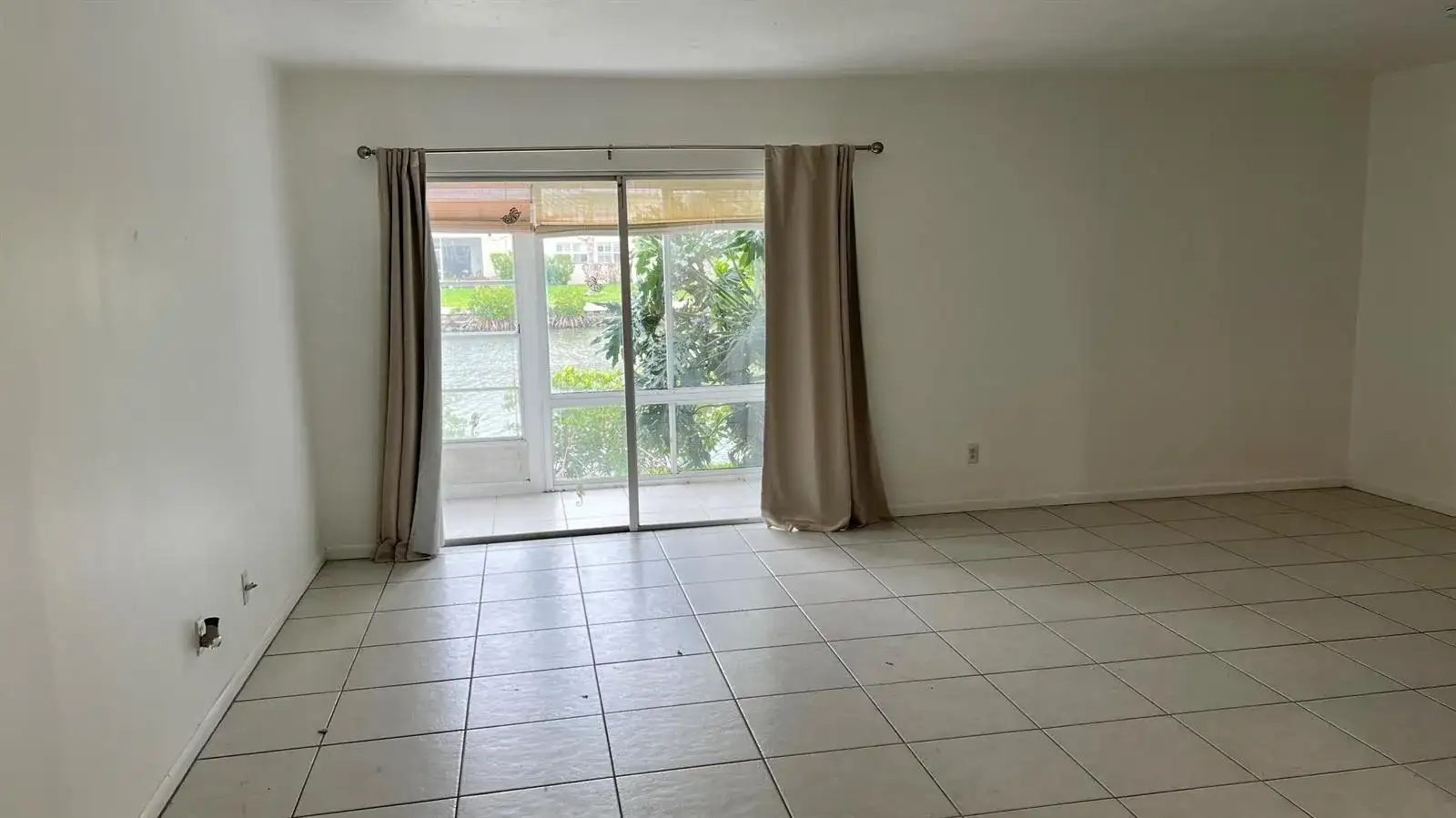 1860 Robalo Drive # 104, Vero Beach FL 32960 photo 4