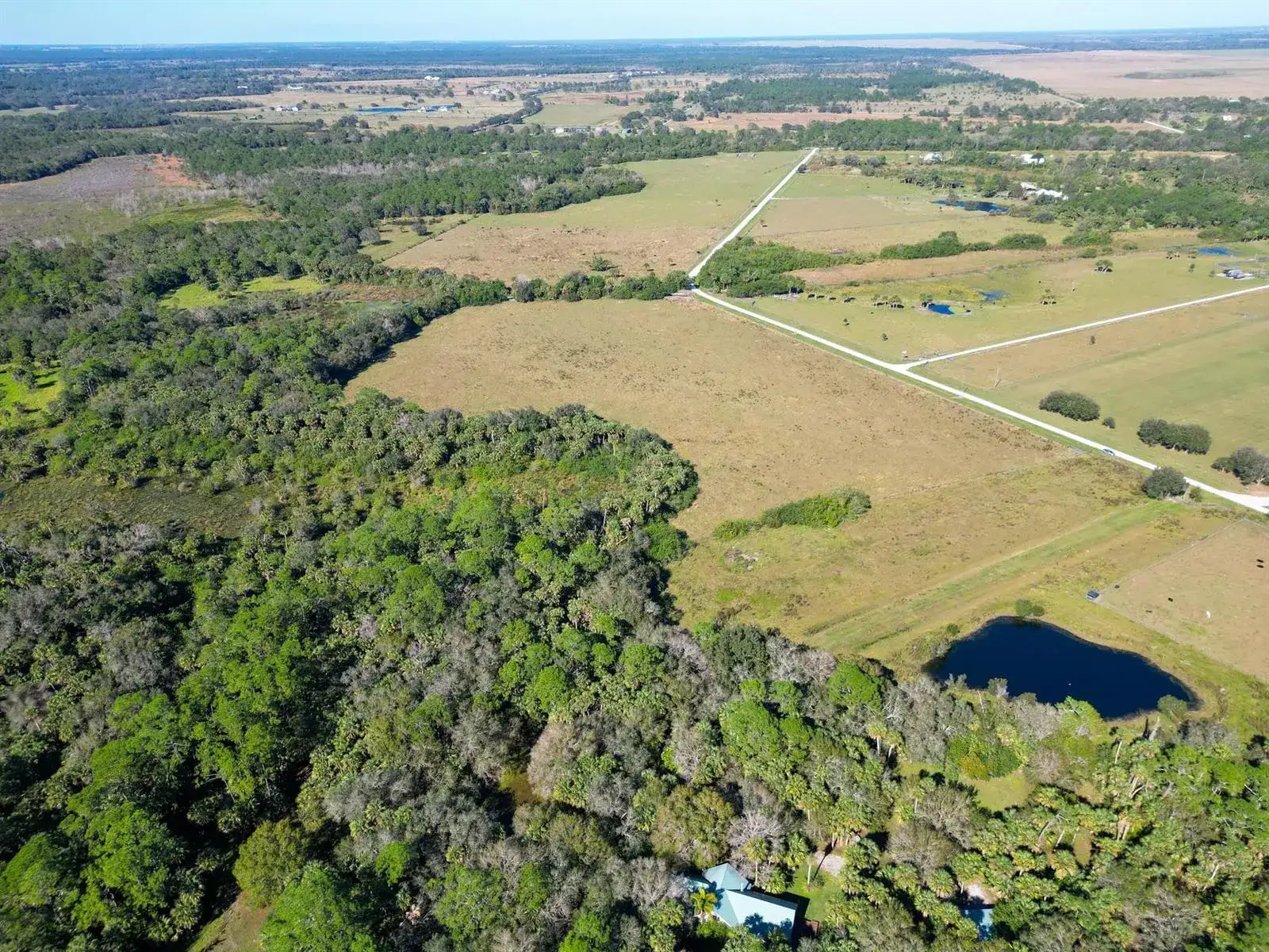 3702 SW Wild Turkey Lane, Okeechobee FL 34974 photo 2